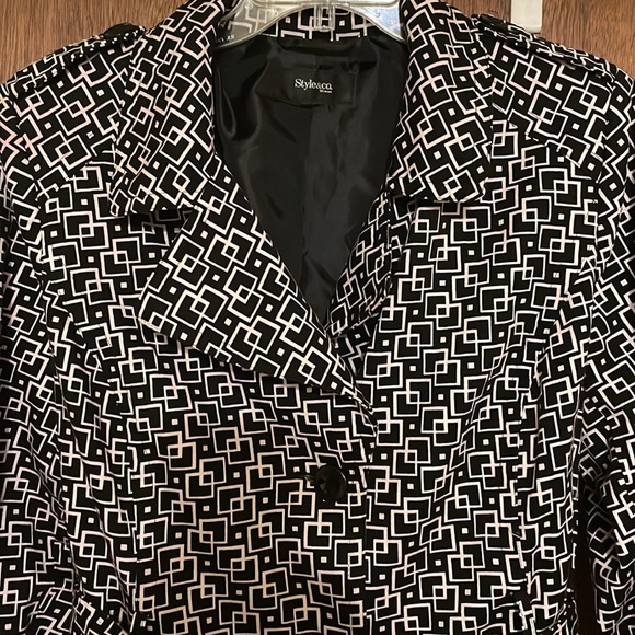 Style & Co black and white geometric pattern pea coat - Picture 2 of 5
